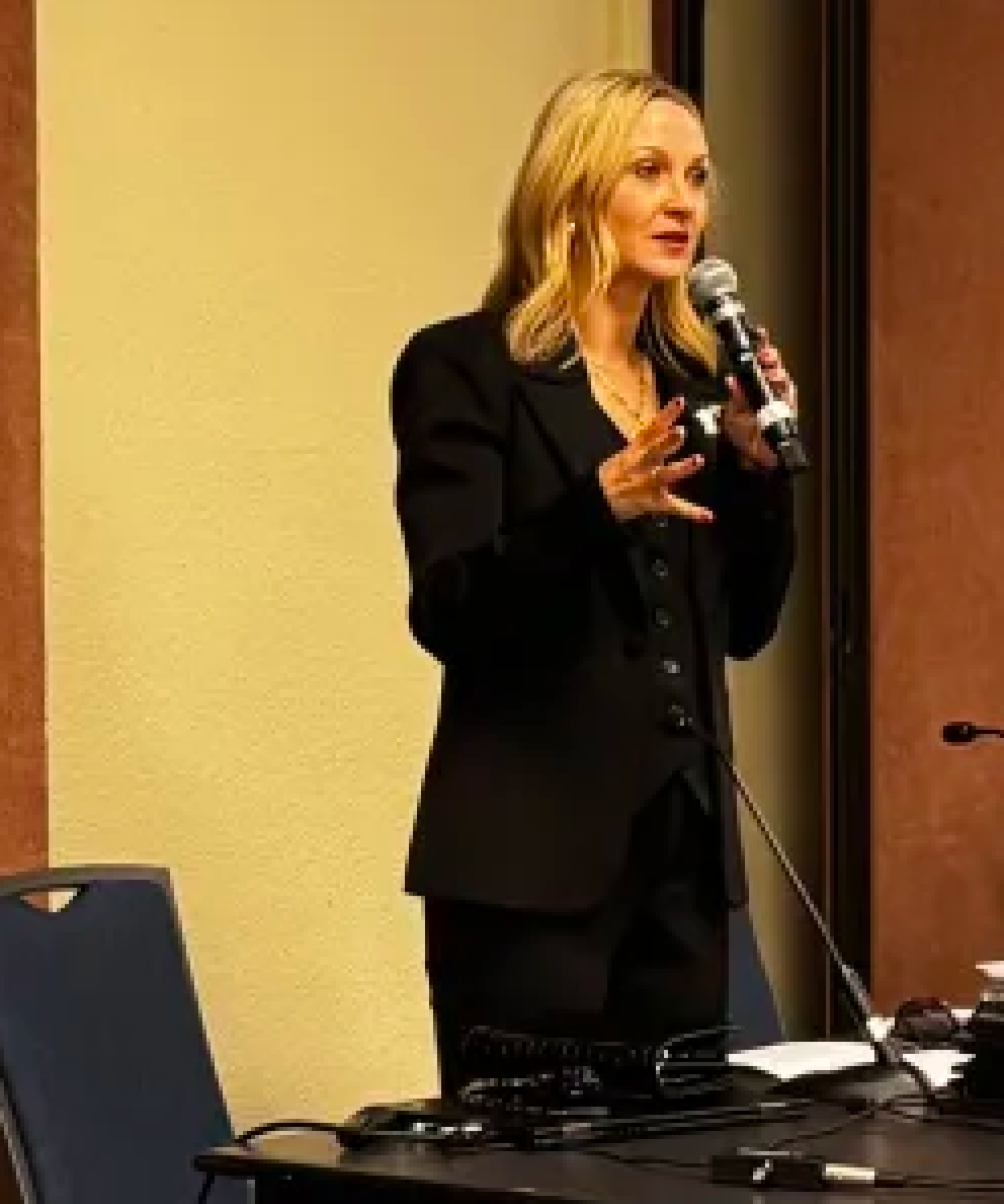 image_2025-11-17_143526231